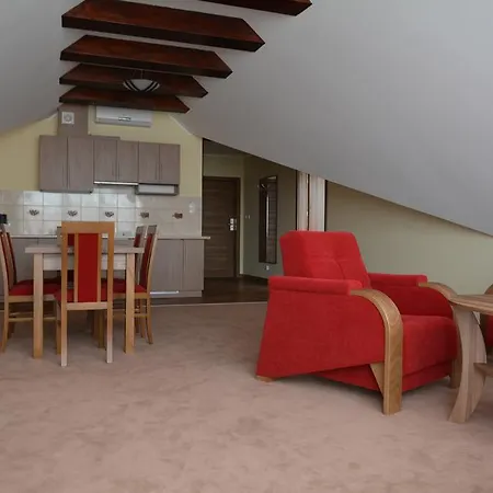 Kro Gosciniec Pan Tadeusz Ii *