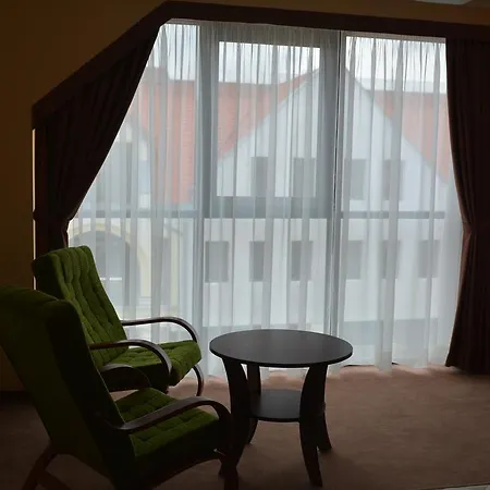 Inn Gosciniec Pan Tadeusz Ii