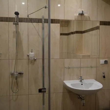 Gosciniec Pan Tadeusz Ii Kro *