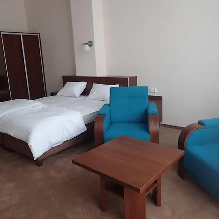 Gosciniec Pan Tadeusz Ii